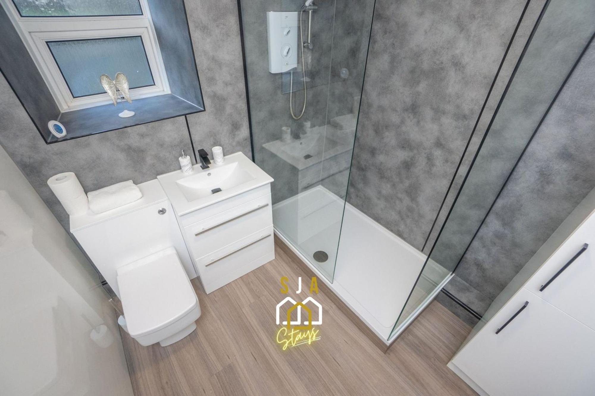 Central City Stay - Sja Stays - 1 Bed Apartment Aberdeen Eksteriør billede